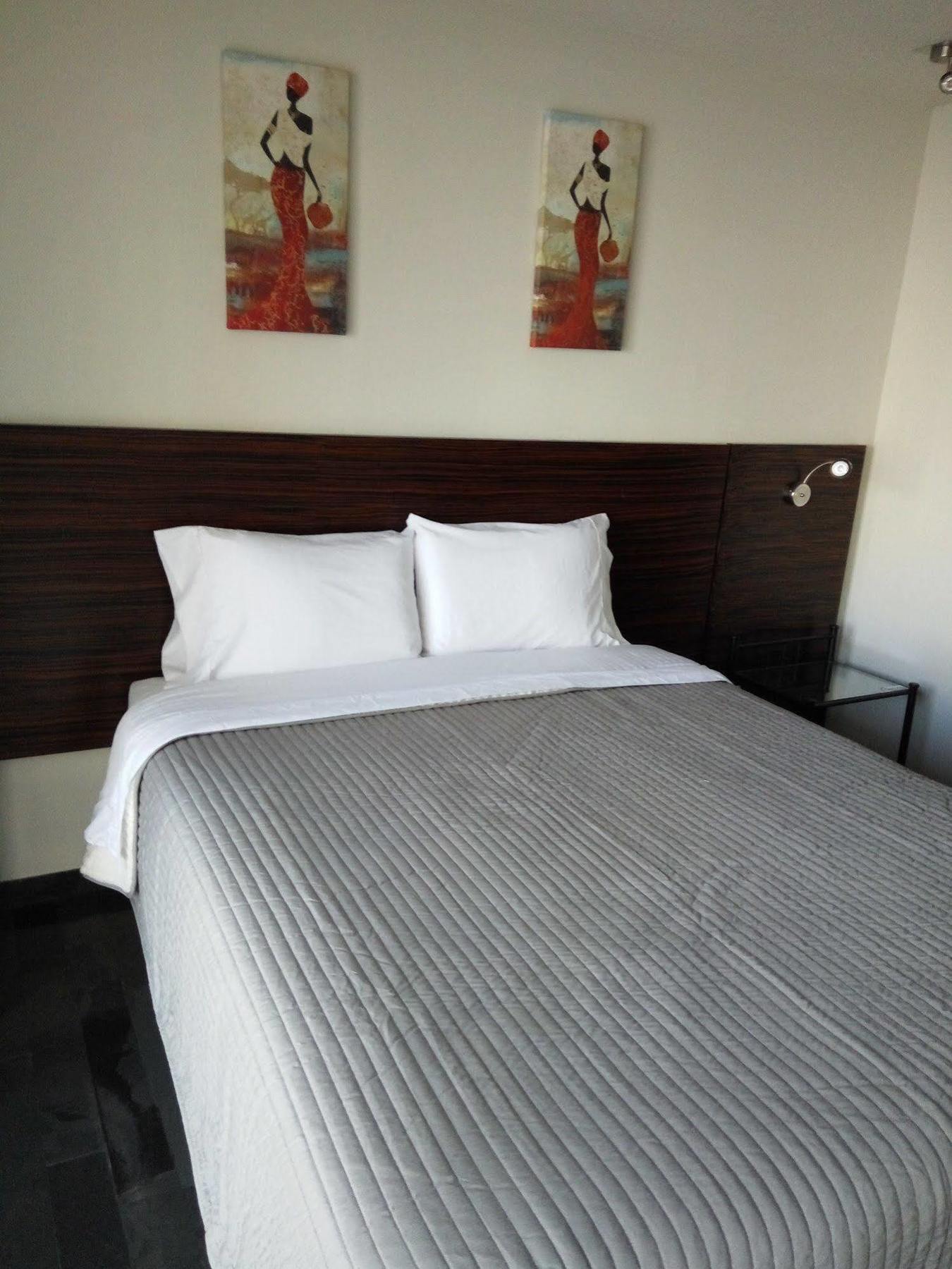 Departamentos Amoblados Santiago Hotel ภายนอก รูปภาพ